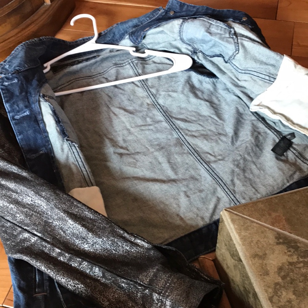 Express Jean Jacket - Picture 4 of 5